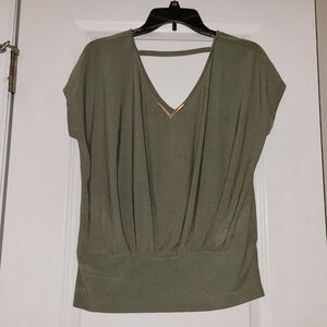 Women's AUW Short Sleeve Tee S Green with Gold Accent